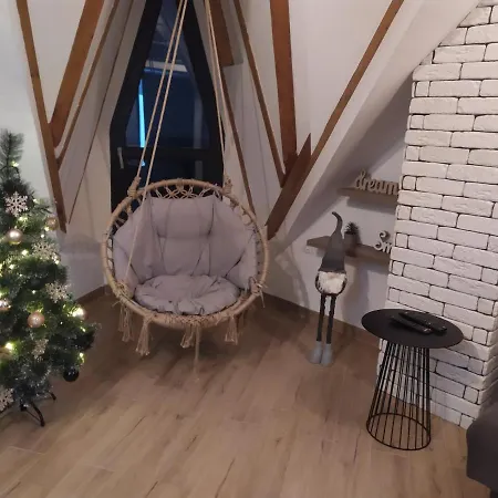 Diamond Sky Apartment *